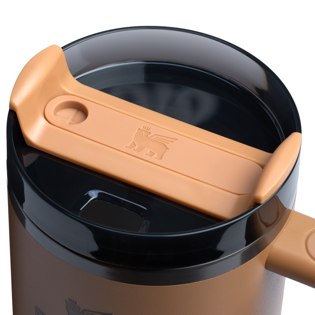 Double-Wall Vacuum The Quencher H2.0 Flowstate Tumbler D051L - Double-Wall Vacuum Insulated Travel Tumbler with Straw Detail